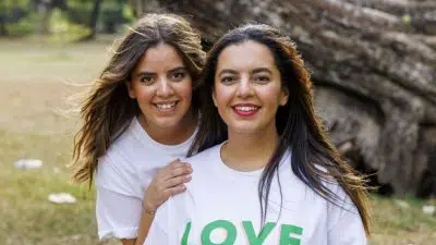 Inès Reg et Anaïs Camizuli victimes de harcèlement : une fan condamnée à de la prison ferme