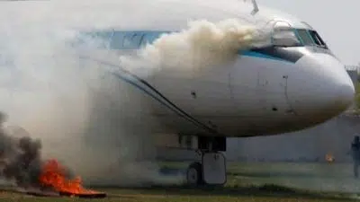 Un avion a atterri en toute sécurité mais les passagers étaient tous morts