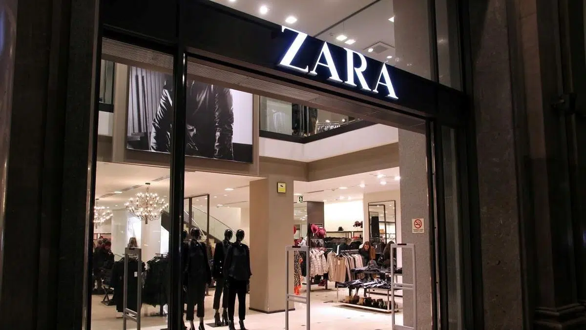 Zara : ce gilet ultra-chic va faire un carton après de toutes les fans de mode cet hiver
