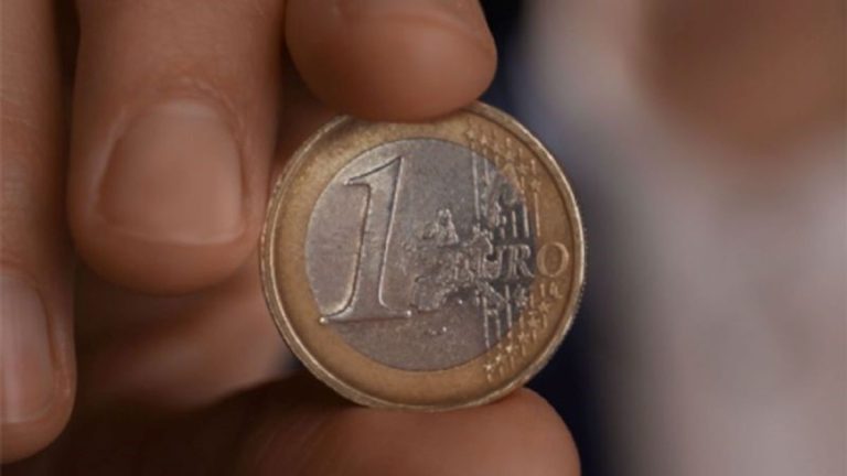 Cette pièce de monnaie de 1 euro avec 'le hibou de la chance' peut rapporter 800 euros