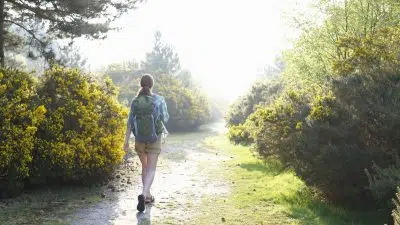 6 raisons d’aller marcher chaque matin pour votre santé mentale