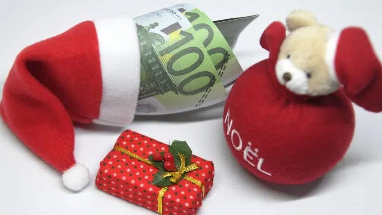 Prime de Noël : Augmentation exceptionnelle jusqu'à 200€ de plus, êtes-vous éligible ?